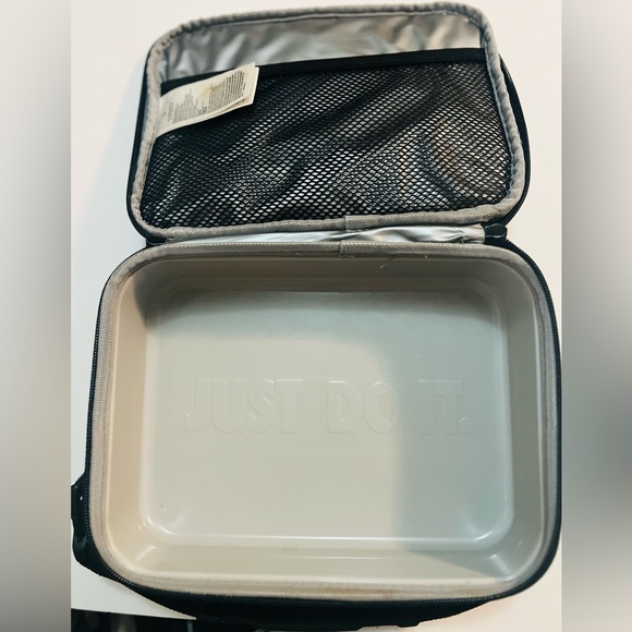 NIKE Lunch box black - Picture 3 of 4